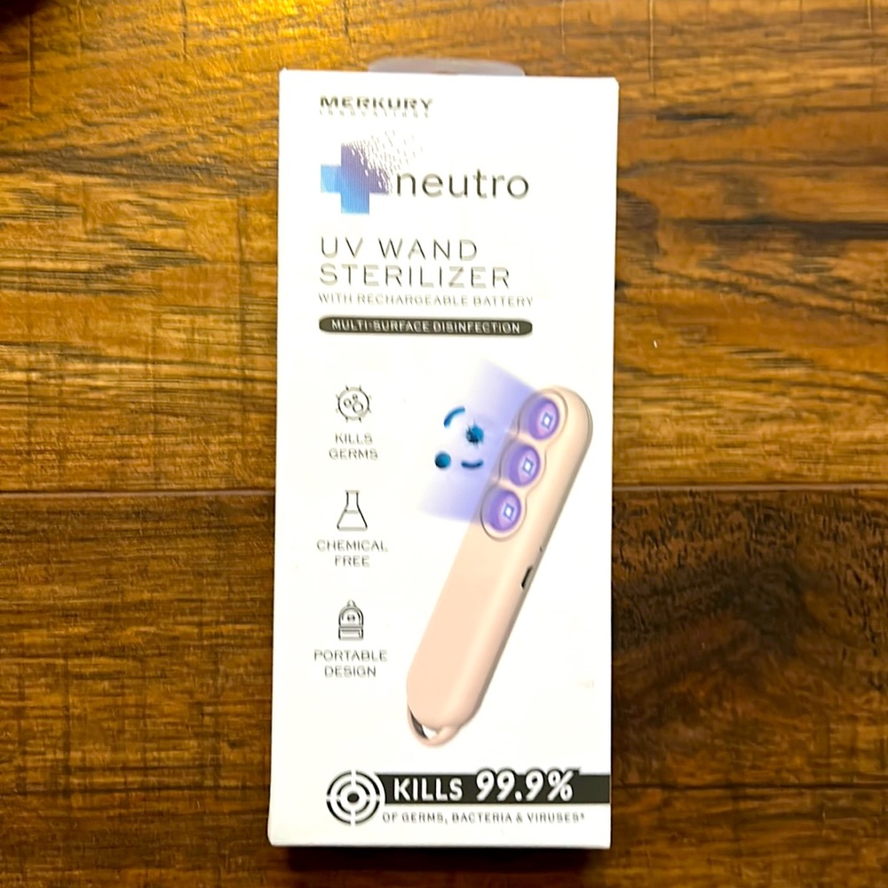 NWT Merkury Neutro UV Wand Sterilizer Nude
